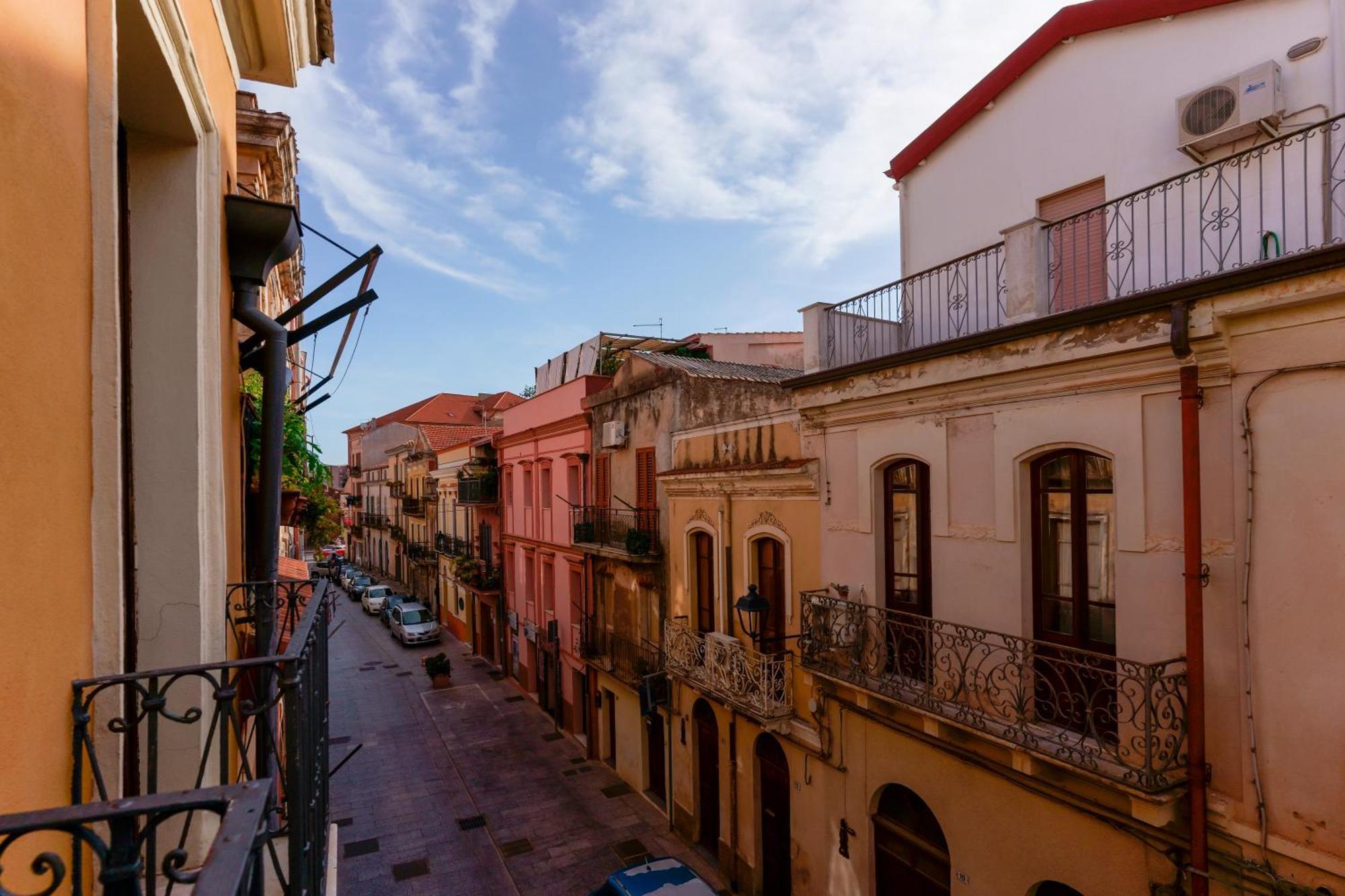Il Palazz8 Hotel Iglesias Exterior photo